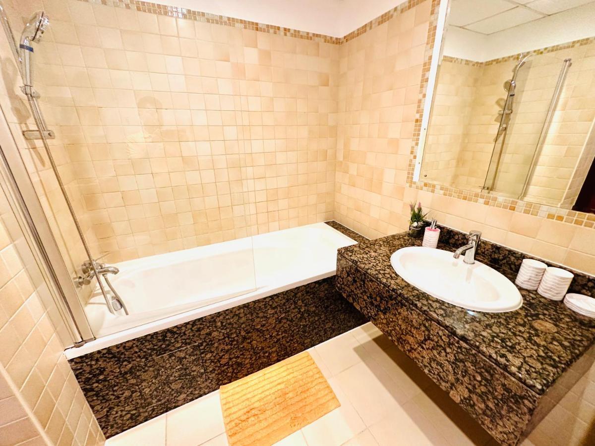 Luxury Casa - Indigo Sea View Apartment Jbr Beach 2Br Dubai Esterno foto